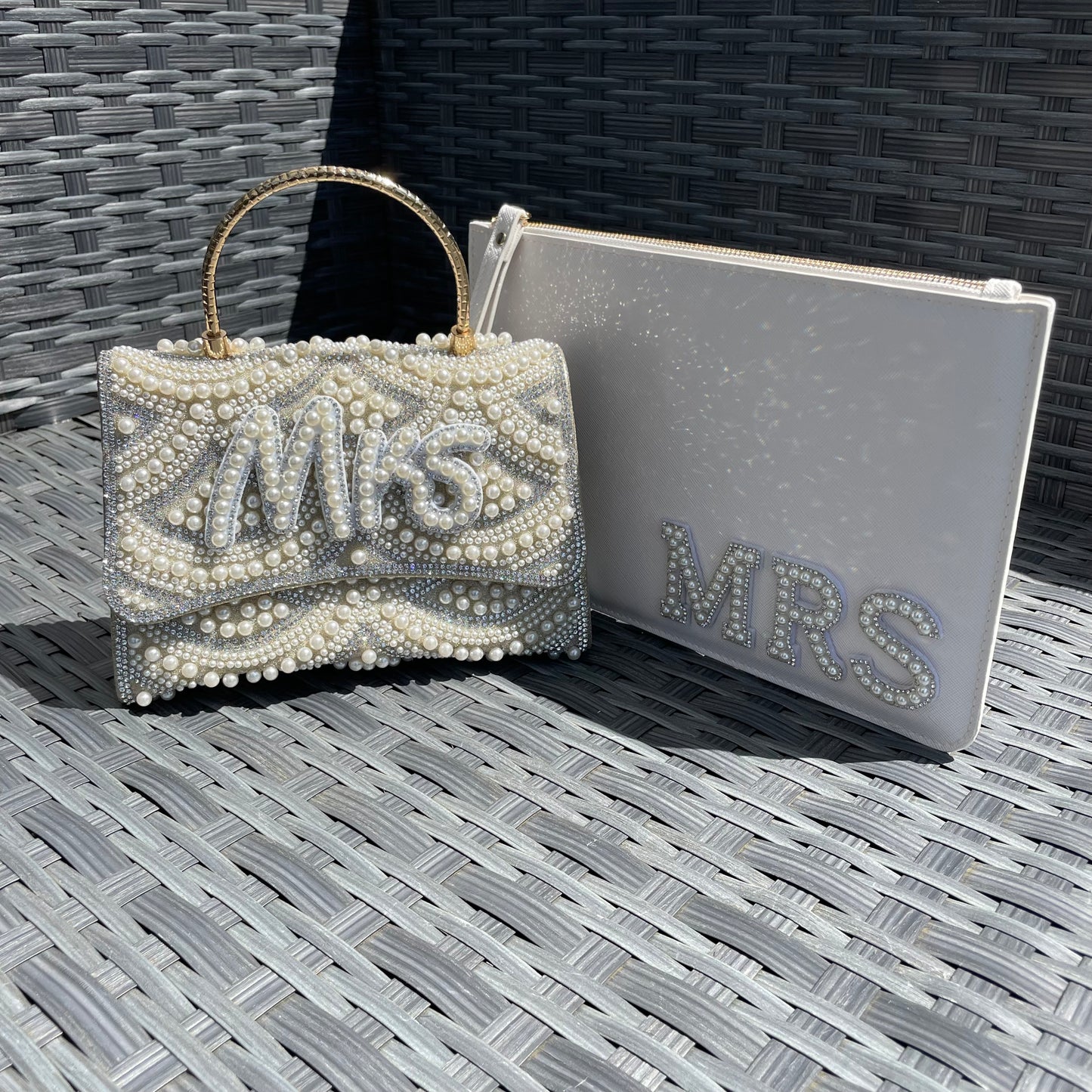 Mrs Pearl Top Handle Hand Bag