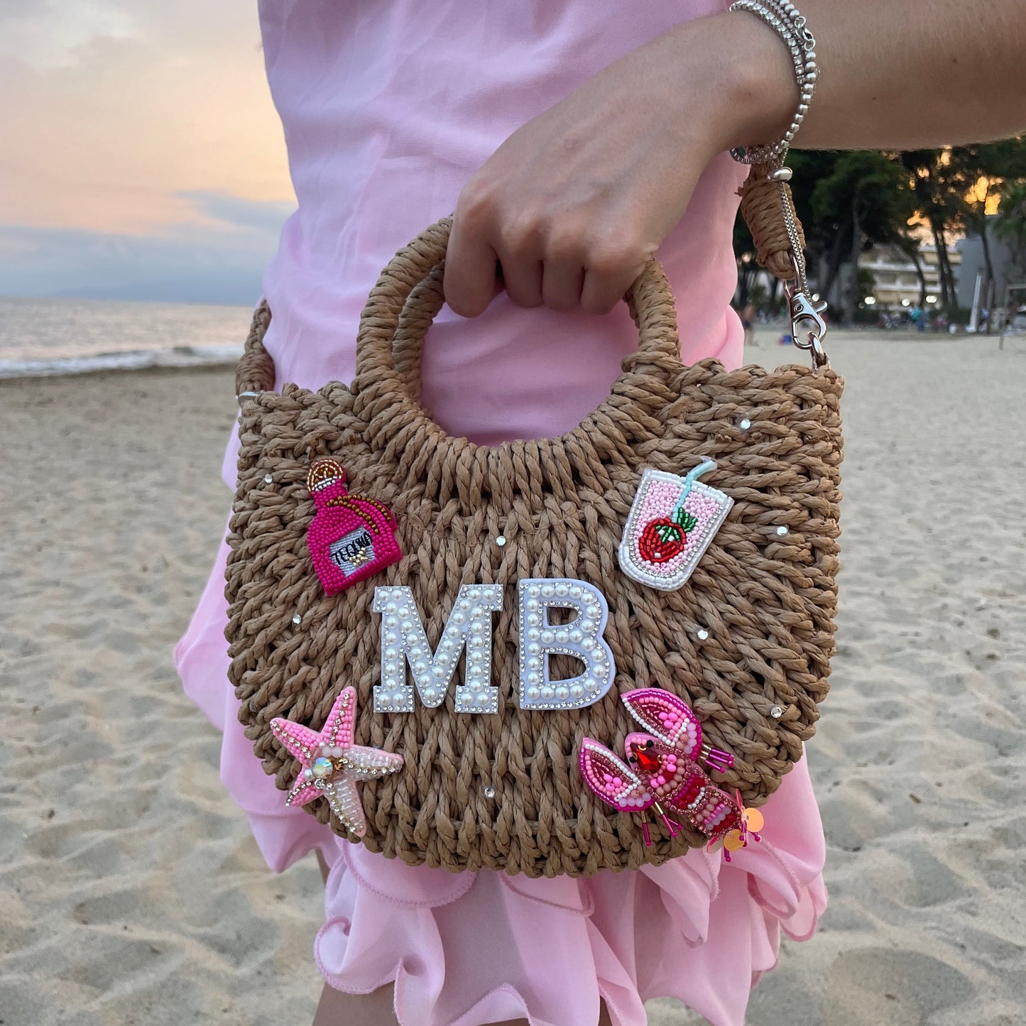 Design your own beaded ADA basket bag