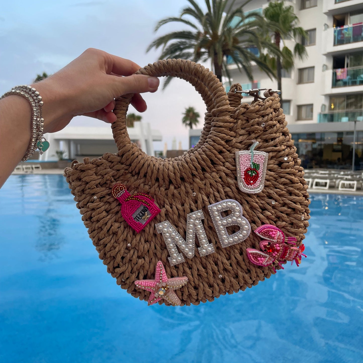 Design your own beaded ADA basket bag