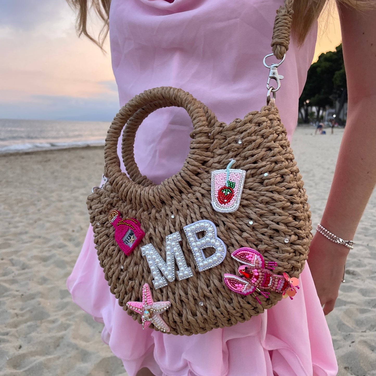 Design your own beaded ADA basket bag