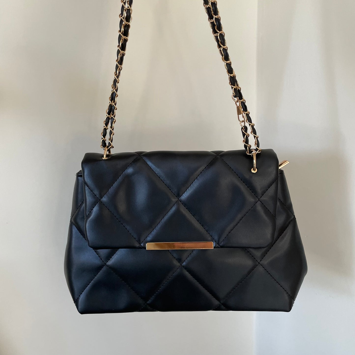 Diamond Faux Leather Quilted Chain Cross Body Shoulder Bag