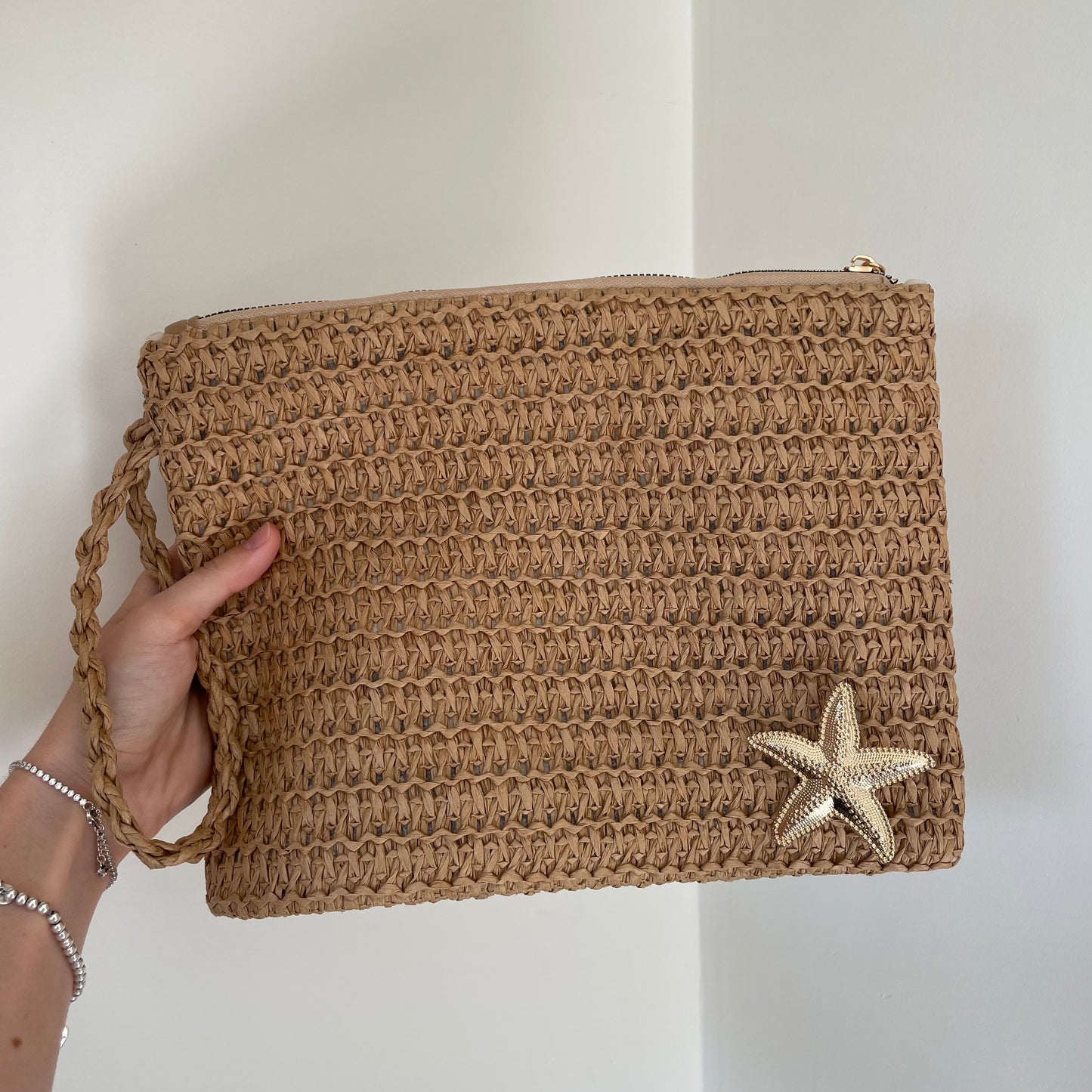 Starfish Straw Wristlet Clutch Bag