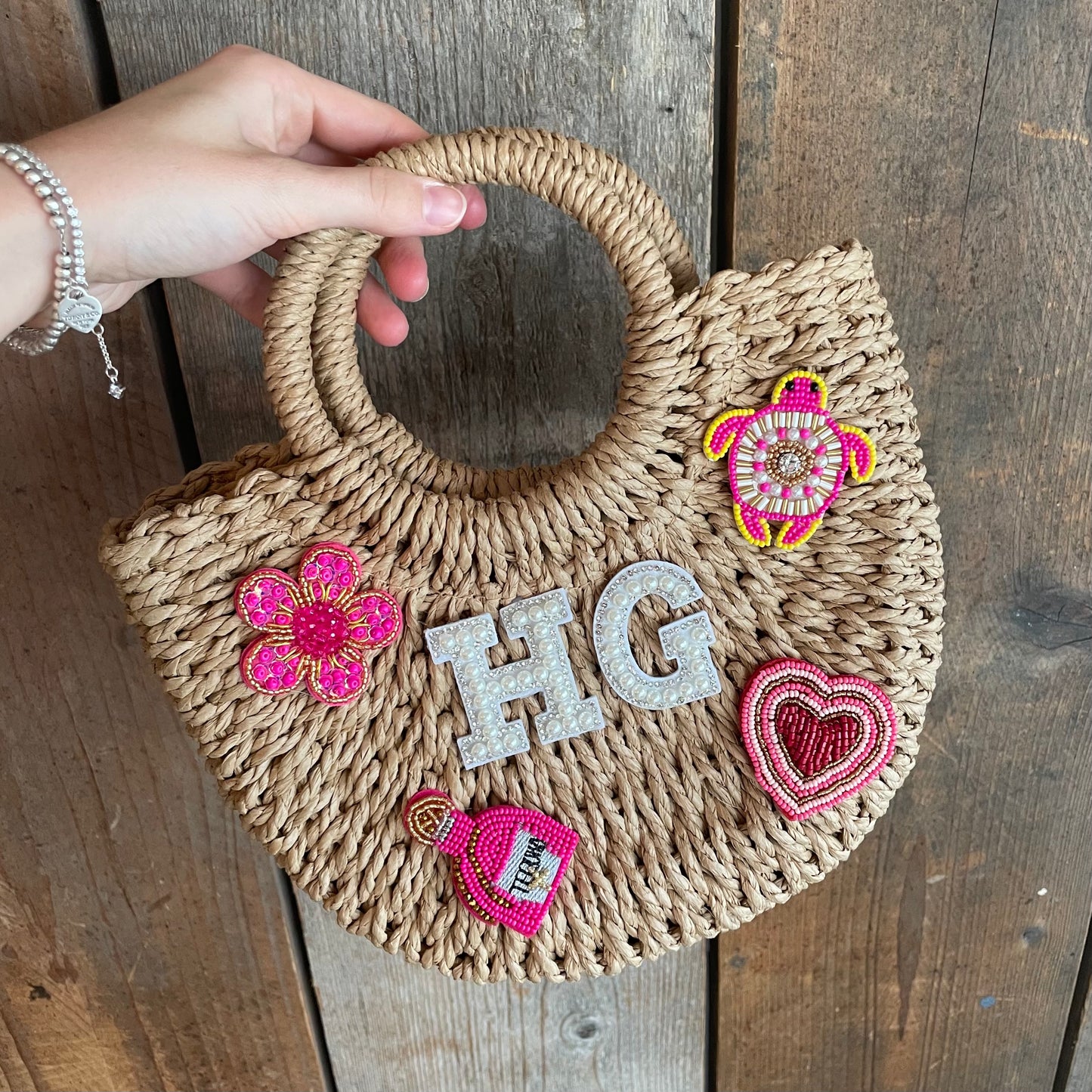 Design your own beaded ADA basket bag
