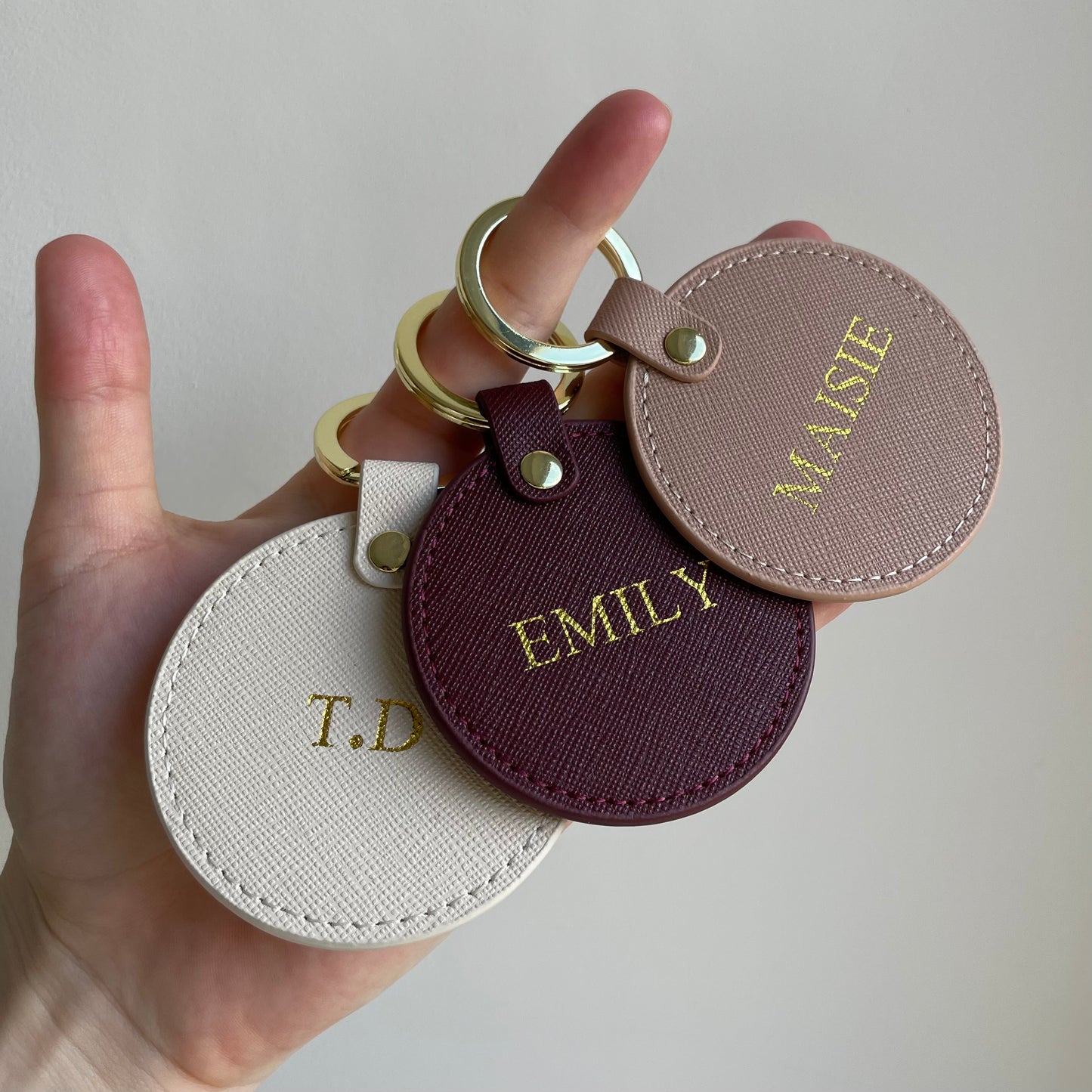 Personalised Saffiano Leather Circle key chains key rings