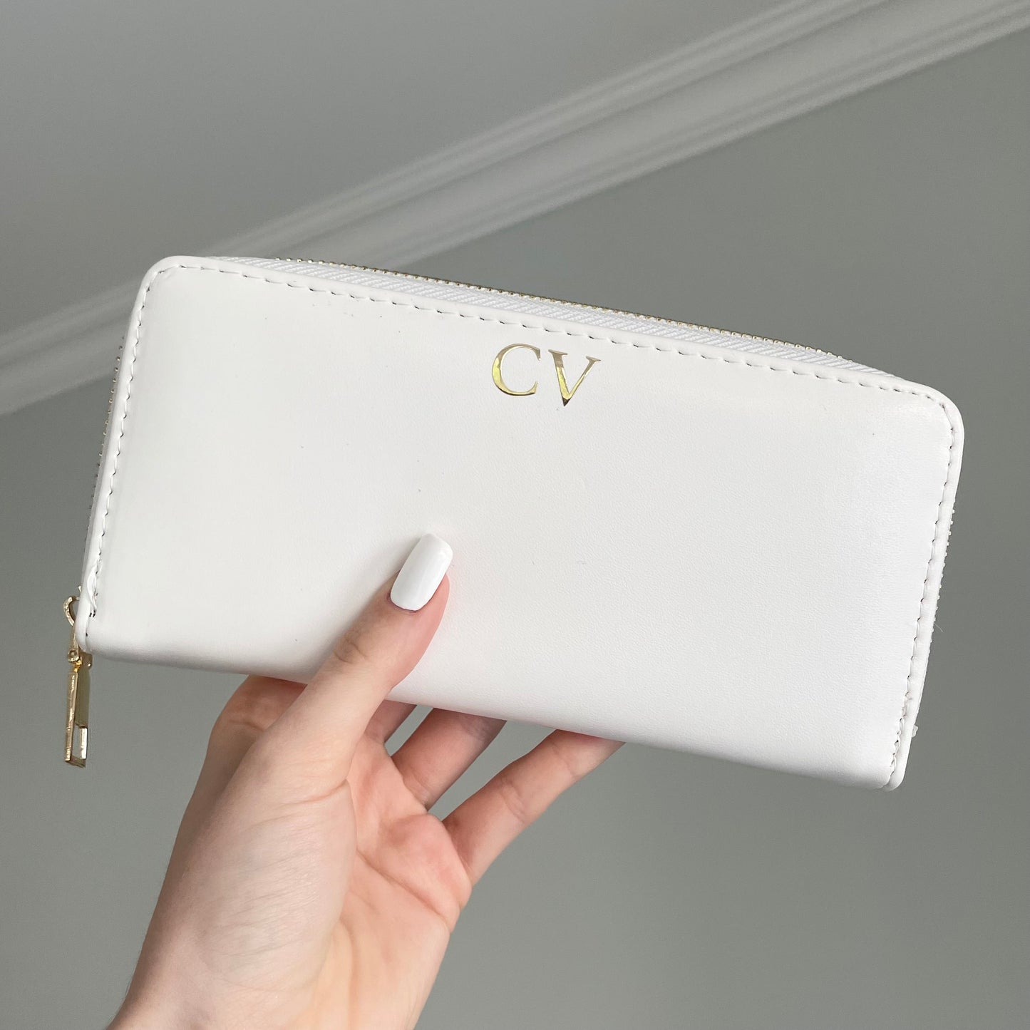 Personalised White Faux Leather Zip Around Purse Wallet Card Holder