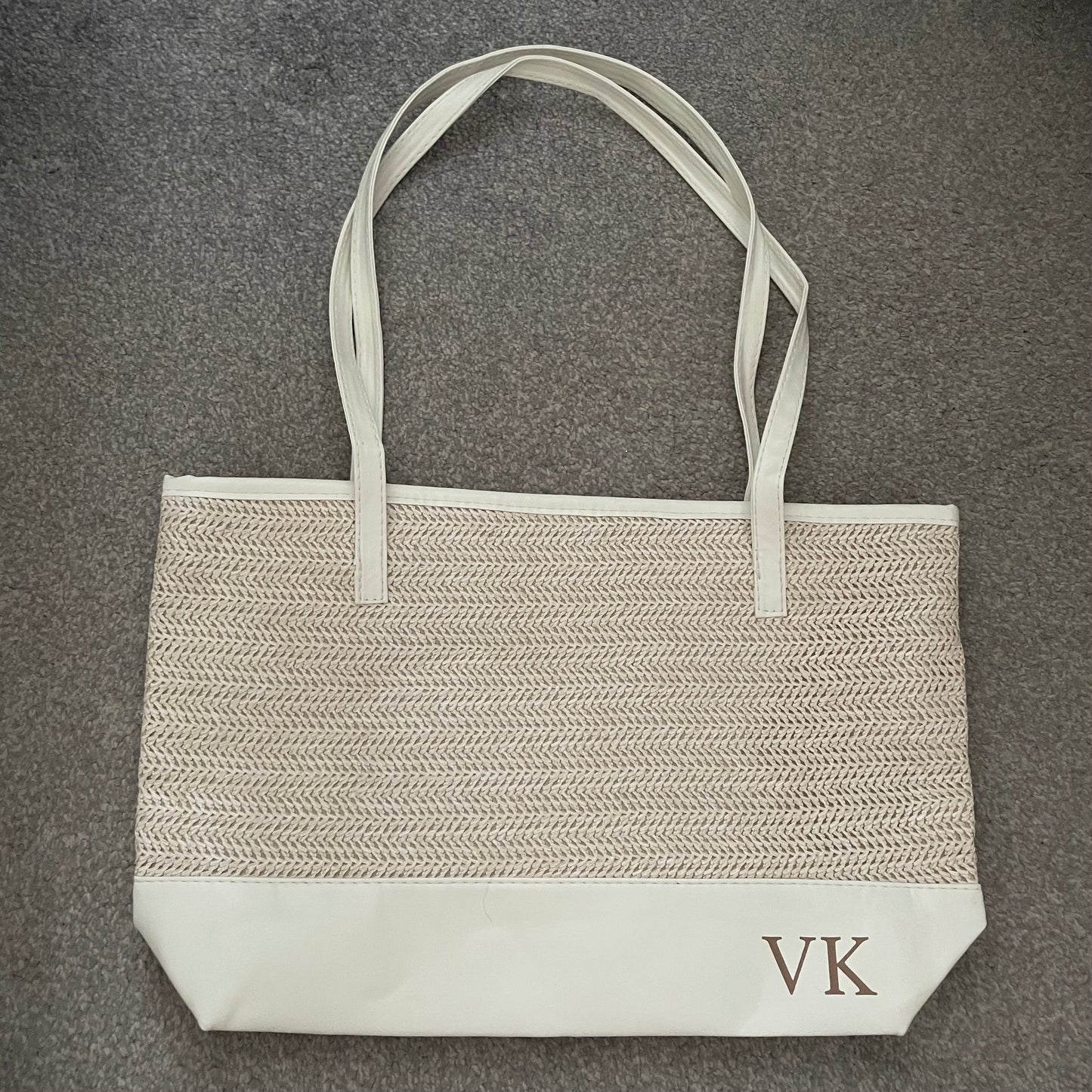 Outlet: VK straw beach bag