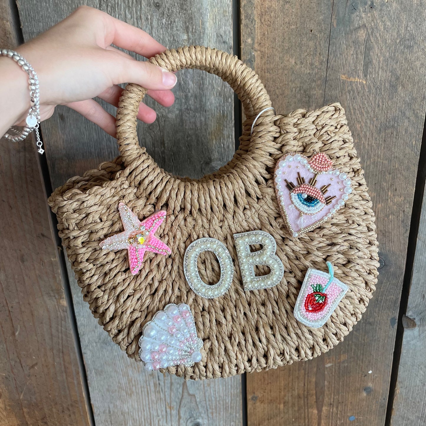 Design your own beaded ADA basket bag