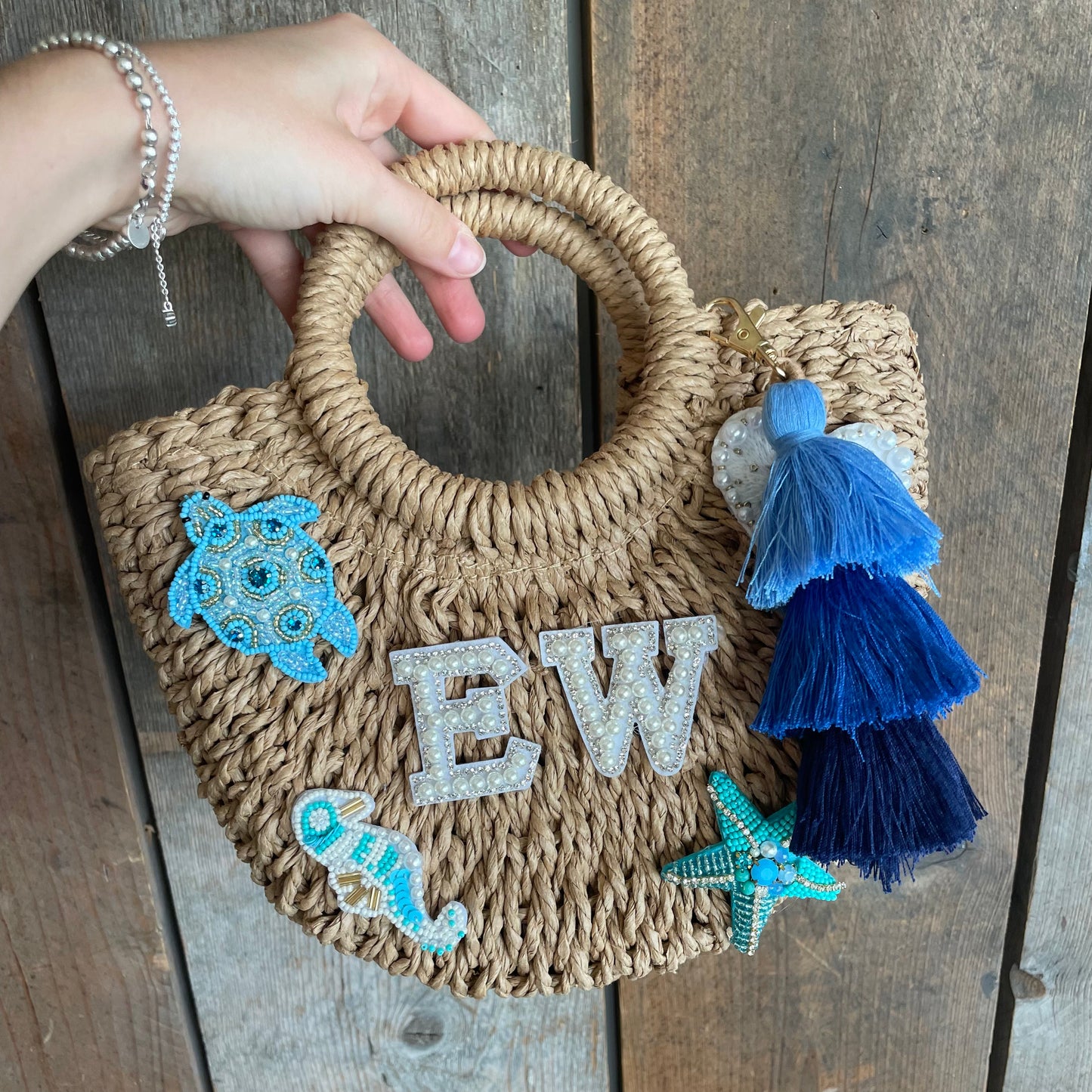 Design your own beaded ADA basket bag